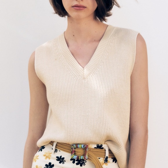 Zara Sweaters - Zara beige knit sleeveless v neck sweater vest S